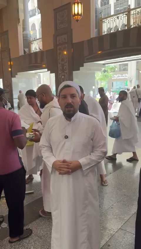 Suudi Arabistan Yemek Dağıtımı